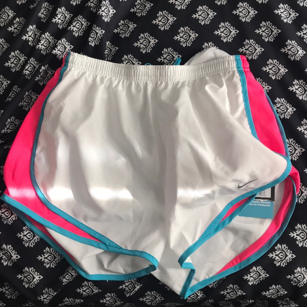Nike running shorts NWT